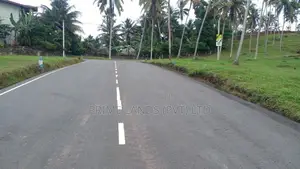 මාතර ලැබීමෙන් නේවාසික බිම් කොටස්