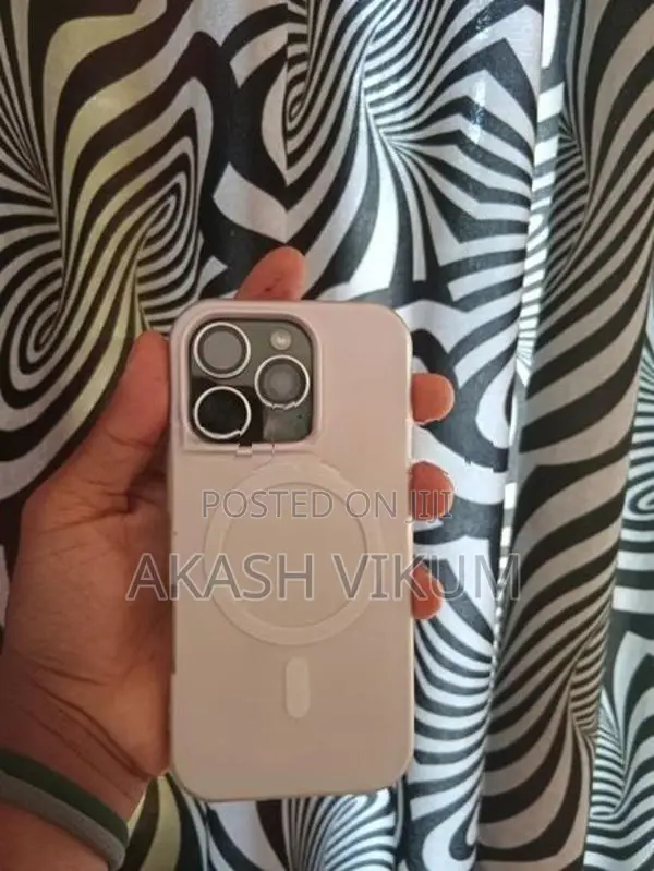 Apple iPhone 16 Pro 256GB (Used)