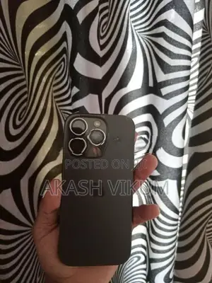 Apple iPhone 16 Pro 256GB (Used)