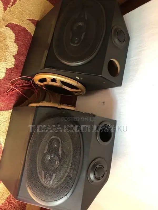 Three Wheel Dual Speakers
