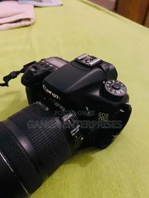 Canon EOS 70D Camera