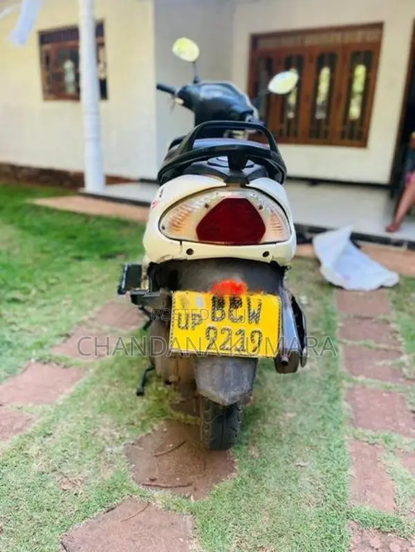 TVS Wego 110 2015