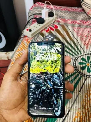 Apple iPhone X I phone (Used)