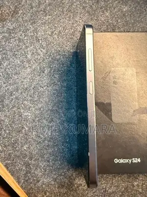 Samsung Galaxy S24 8GB 256 GB (Used)