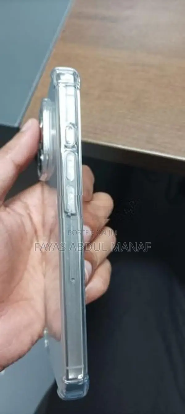 Apple iPhone 16 Pro (Used)