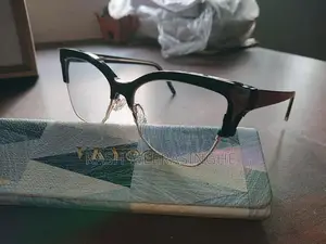 Photochromic Sunglass