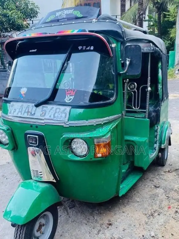Bajaj RE 2013