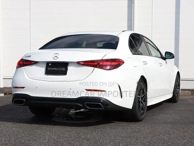 Mercedes Benz C200 AMGLine 2025
