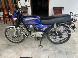 Bajaj Boxer 2005