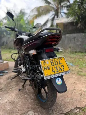 Bajaj Discover 125 2016