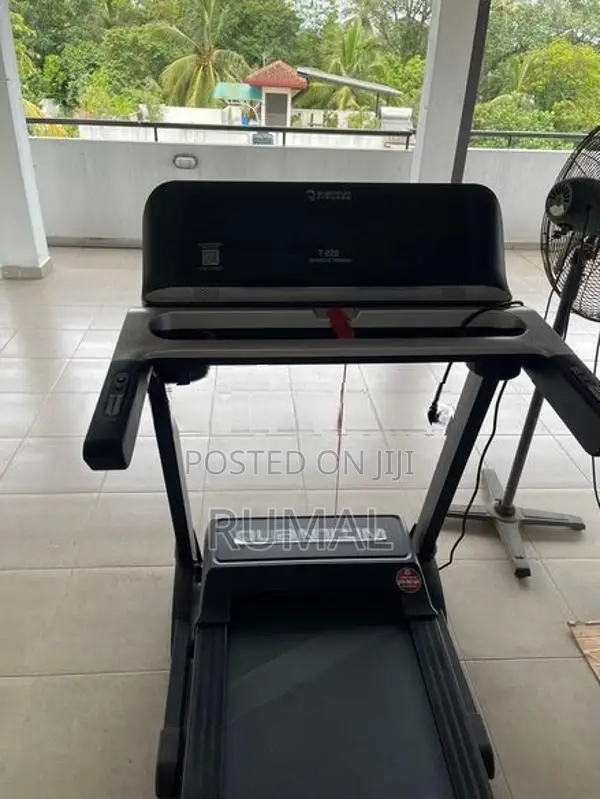 Quantum T220 Treadmill