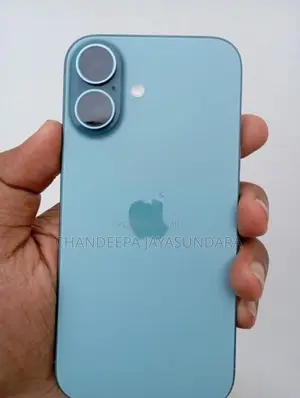 Apple iPhone 16 (Used)