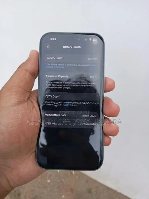Apple iPhone 16 (Used)