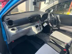 Daihatsu Mira G Grade 2024
