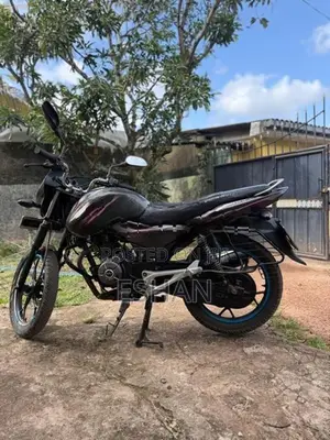 Bajaj Discover 125 2016
