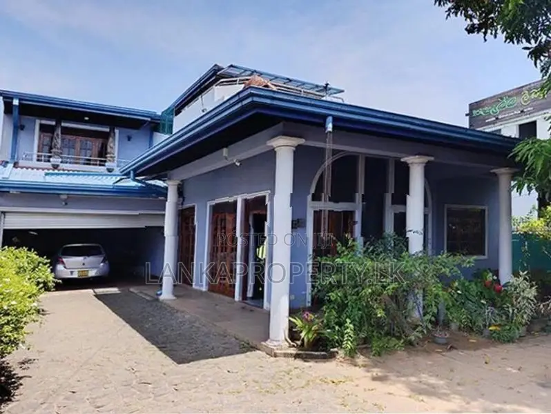 Commercial Land for Sale in Rahula Junction, Matara