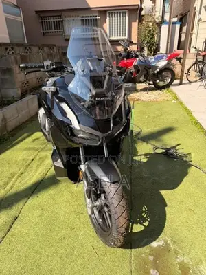 Honda ADV 160 2025