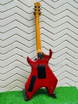 Electric guitar