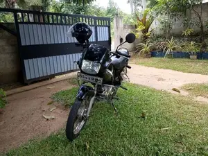 TVS Victor 2003