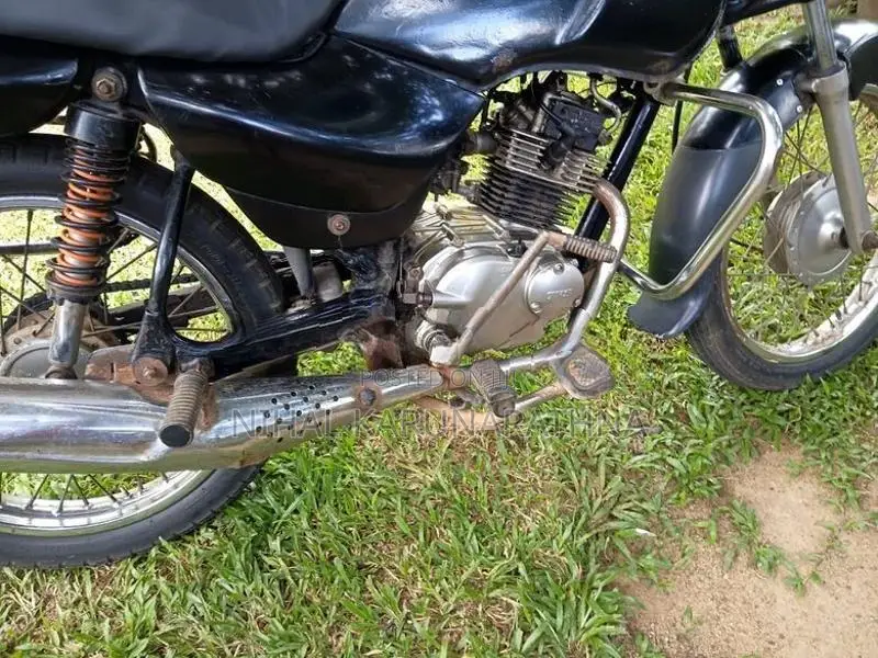 TVS Victor 2003