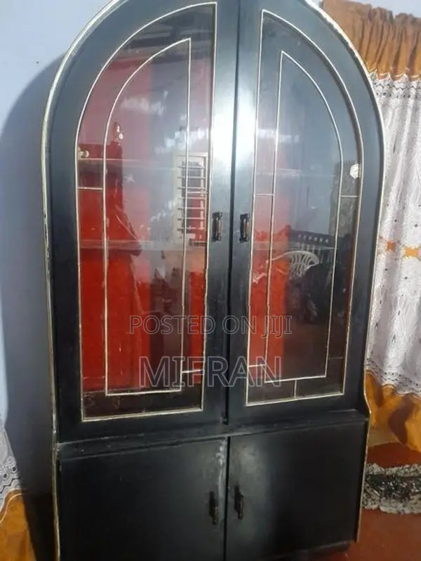 Display Cabinet