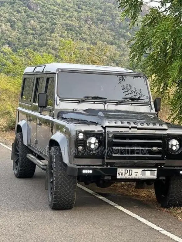 Land Rover Defender 2007