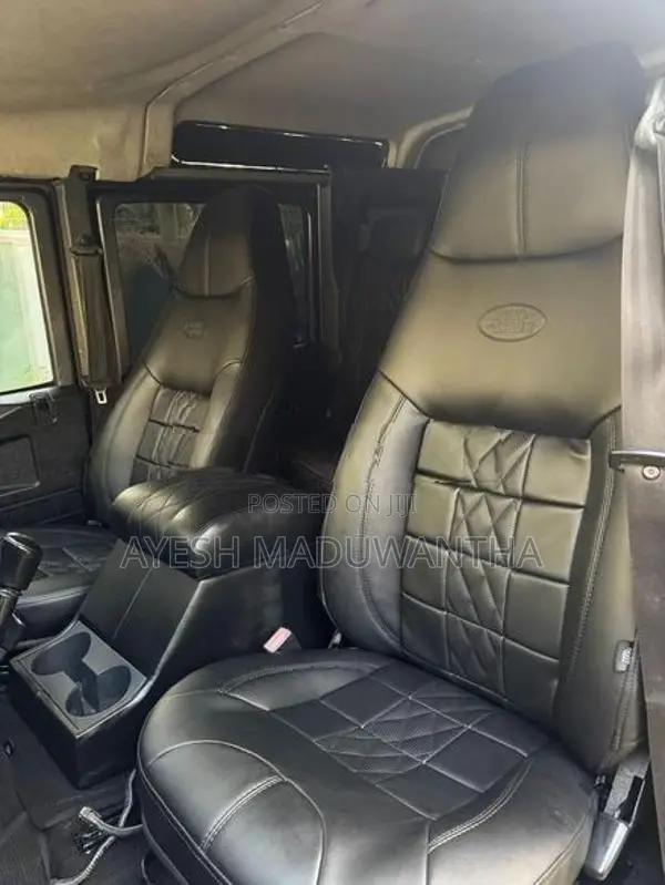 Land Rover Defender 2007