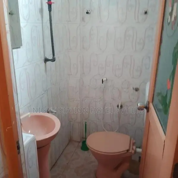 Profitable Running Hotel with Land for Sale – Ratnapura Road