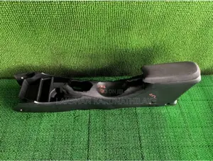 Honda Insight center console ZE2
