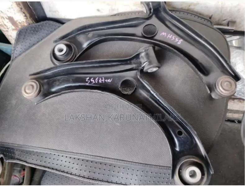 Suzuki Wagon R MH55s Lower Arm