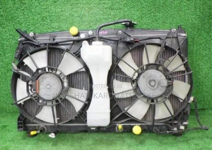 Honda Insgiht radiator complete ZE2