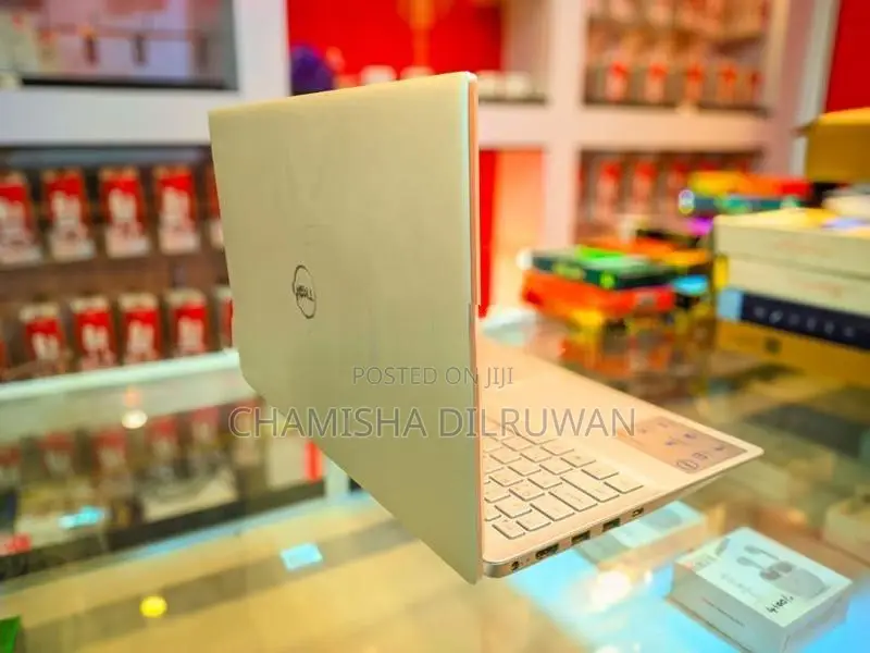 Dell Inspiron 5590 Laptop