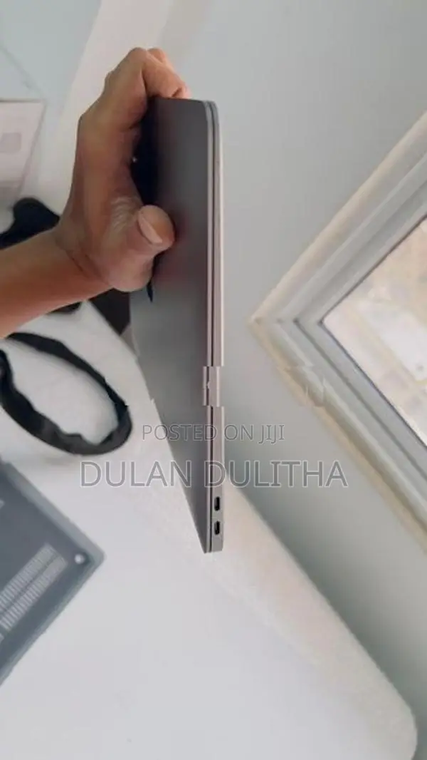Apple MacBook Air M1