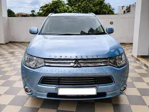 Mitsubishi Outlander 2015
