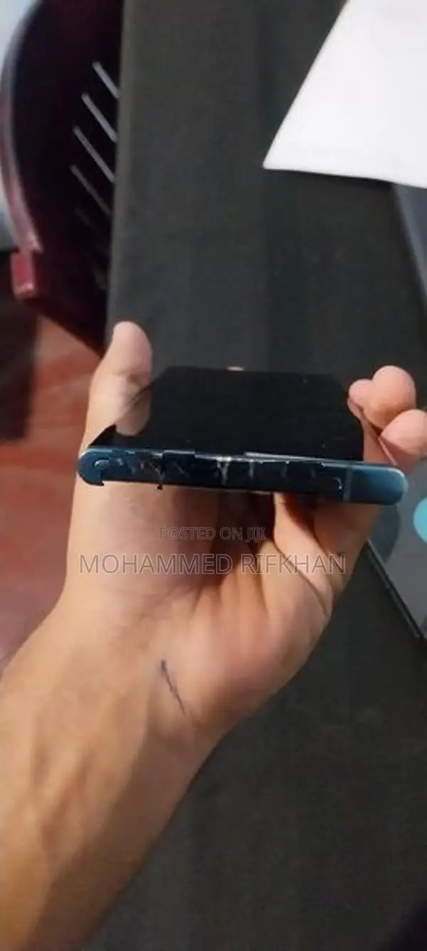 Samsung Galaxy S22 Ultra (Used)