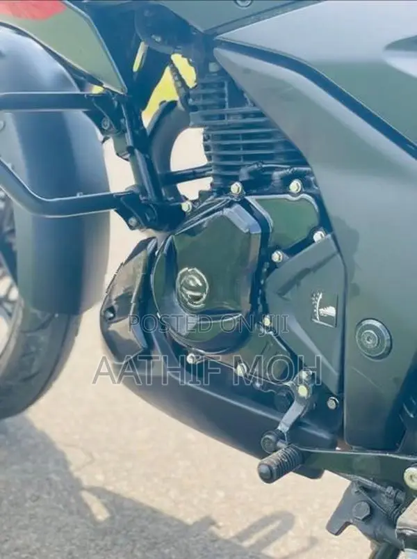 Bajaj Pulsar N160 2025