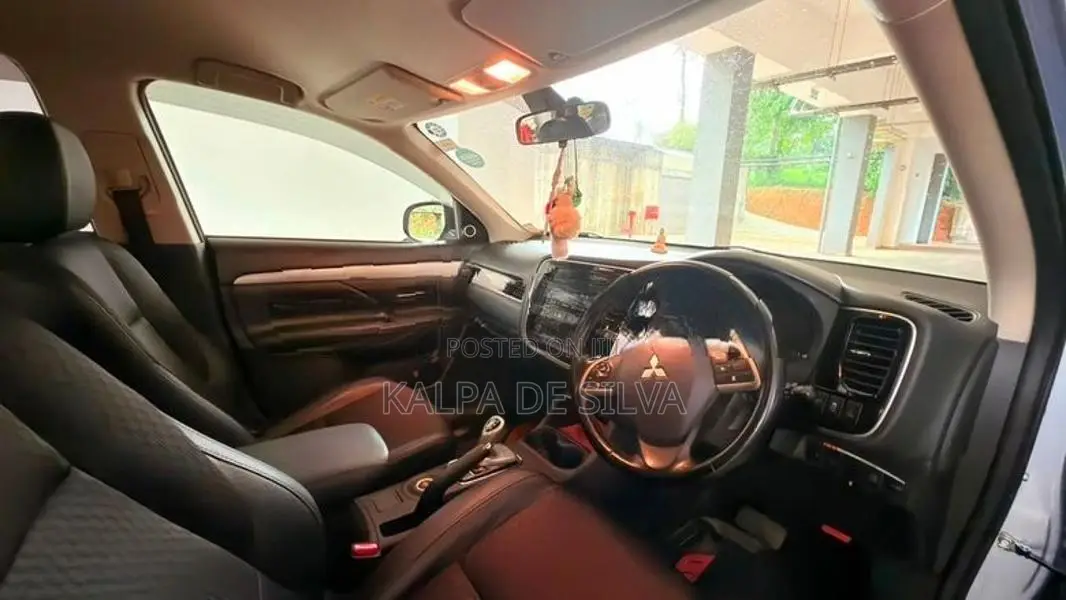 Mitsubishi Outlander 2014