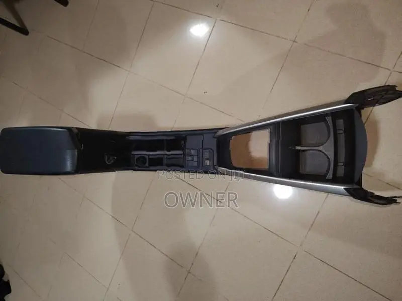 Toyota Axio Console Box