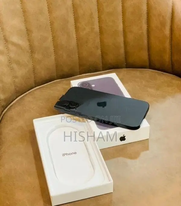 Apple iPhone 16 128GB (Used)