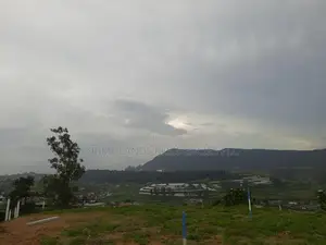 Mountain view land for sale in Meepilimana