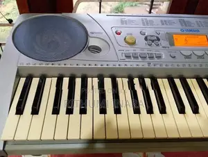 Yamaha PSR 275 Keyboard
