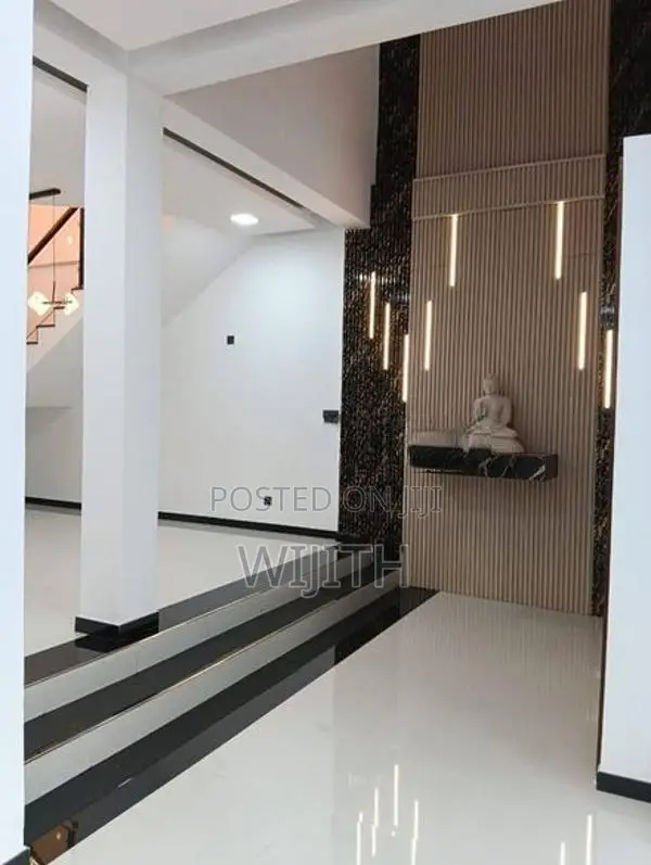 Modern House for Sale in Piliyandala Maharagama Road
