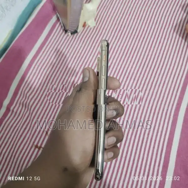 Apple iPhone XS (Used)