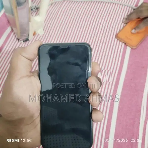 Apple iPhone XS (Used)