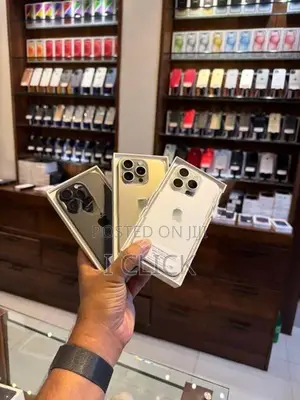 Apple iPhone 15 Pro (Used)