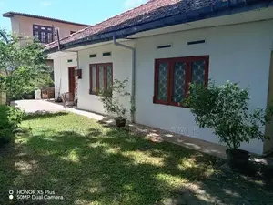 Single Storey House for Rent in Mount Lavinia Close to Galle Road