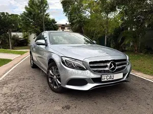 Mercedes Benz C180 2016