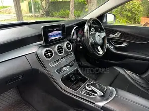 Mercedes Benz C180 2016