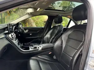 Mercedes Benz C180 2016