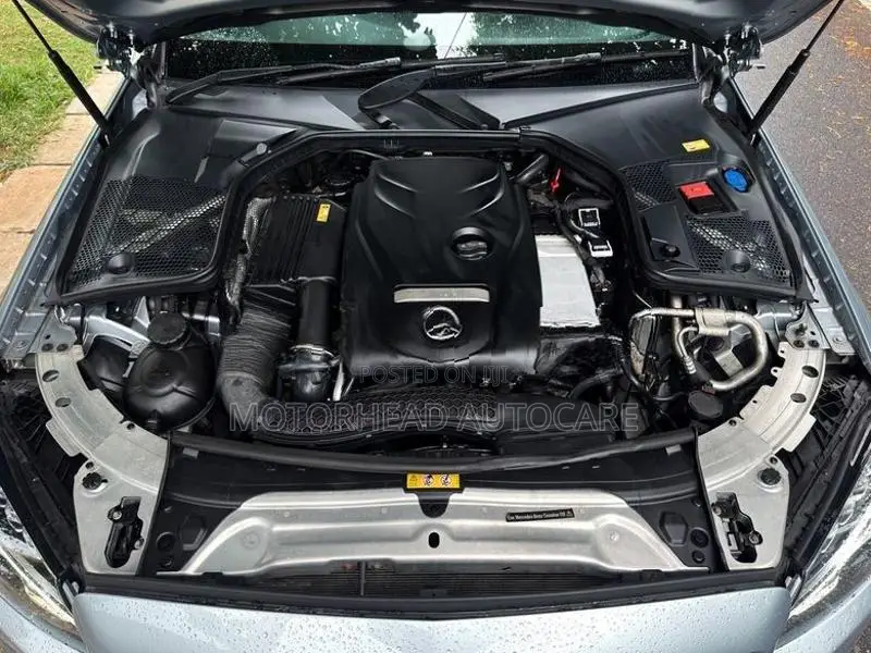Mercedes Benz C180 2016
